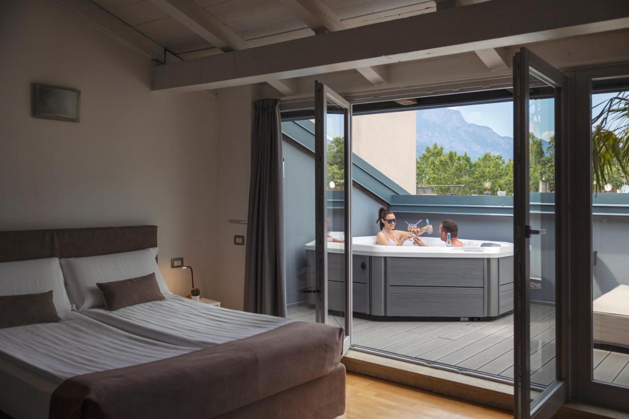 Hi Room Vicolo Del Vo Trento Exterior foto